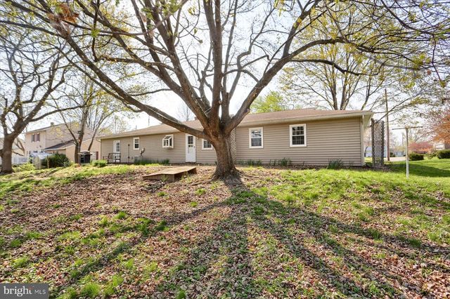 230 EWELL AVE, Gettysburg, PA 17325