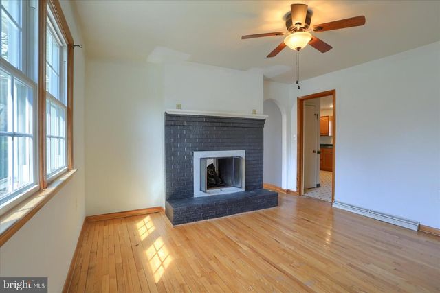 230 EWELL AVE, Gettysburg, PA 17325