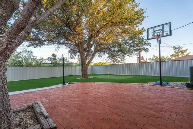 2805 Navajo Drive, Big Spring, TX 79720