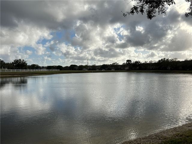 1814 Pointe West Way, Vero Beach, FL 32966