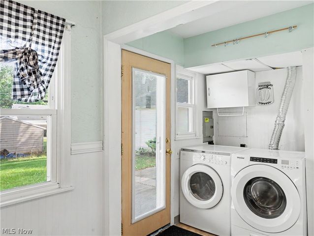 1436 Curtis Avenue, Cuyahoga Falls, OH 44221