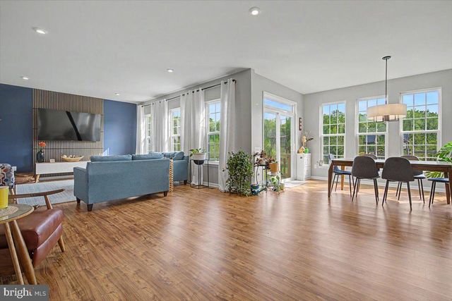 220 ABBIGAIL XING, Townsend, DE 19734