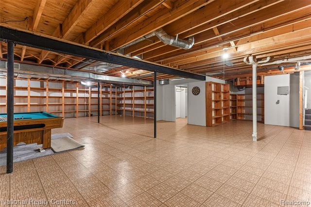 6904 Pebble Park Circle, West Bloomfield, MI 48322