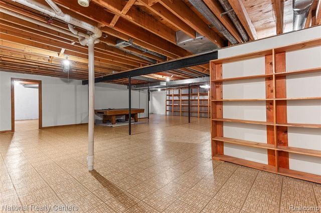 6904 Pebble Park Circle, West Bloomfield, MI 48322