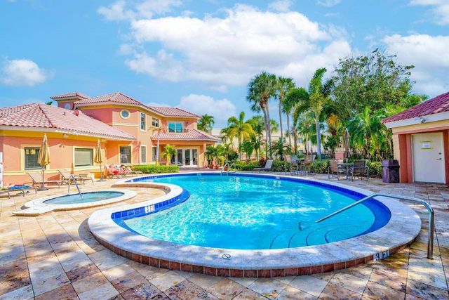 400 Uno Lago Drive 103, Juno Beach, FL 33408