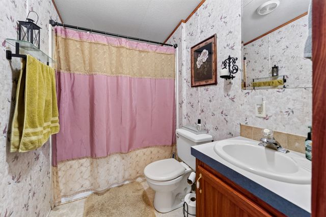 8900 Crestview Estate Road, Quinlan, TX 75474