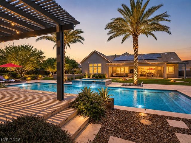 6155 Luna View Avenue, Las Vegas, NV 89131