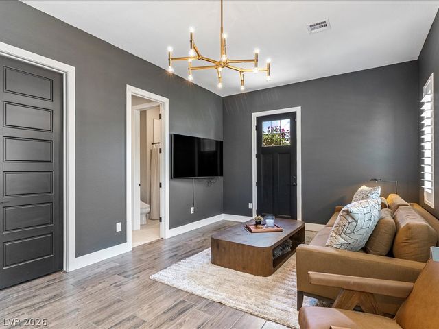 6155 Luna View Avenue, Las Vegas, NV 89131