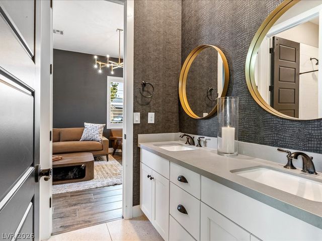 6155 Luna View Avenue, Las Vegas, NV 89131