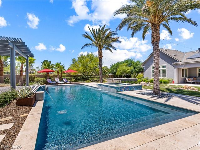 6155 Luna View Avenue, Las Vegas, NV 89131