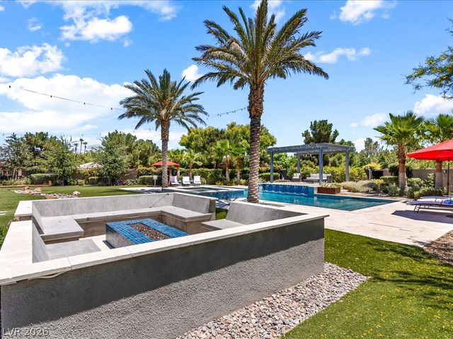6155 Luna View Avenue, Las Vegas, NV 89131