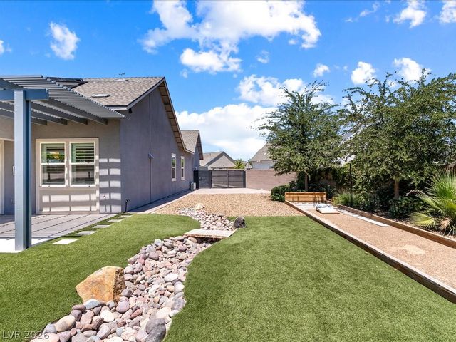 6155 Luna View Avenue, Las Vegas, NV 89131
