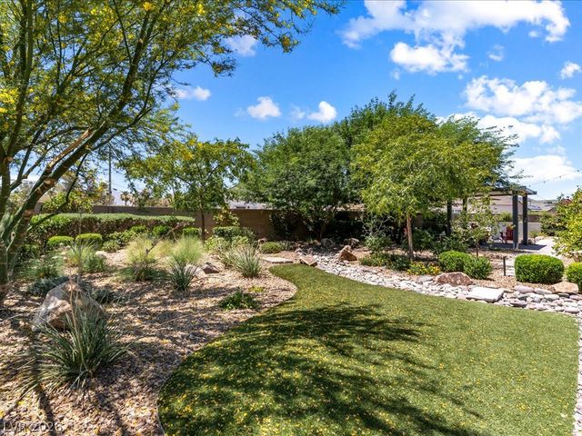 6155 Luna View Avenue, Las Vegas, NV 89131