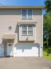 180 Grilleytown Road 19, Waterbury, CT 06704