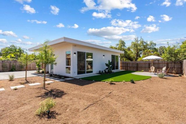 1405 Denise Circle, Oceanside, CA 92054