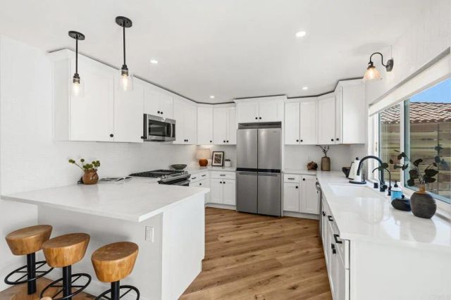 1405 Denise Circle, Oceanside, CA 92054