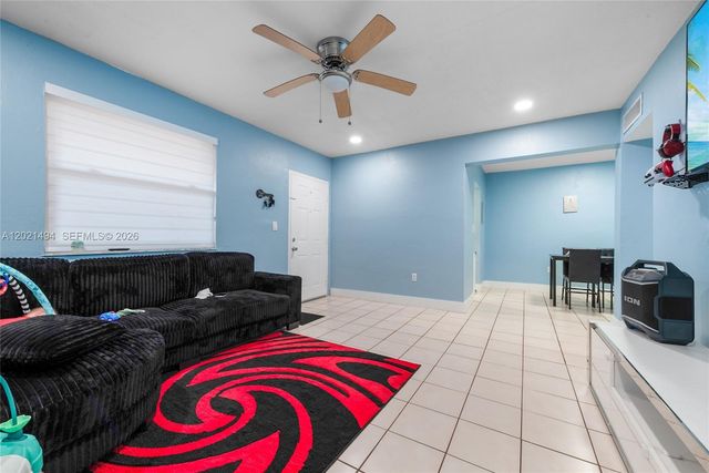 4655 Palm Ave 332, Hialeah, FL 33012
