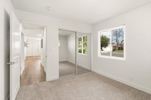 5308 Fernwood Way, Sacramento, CA 95841