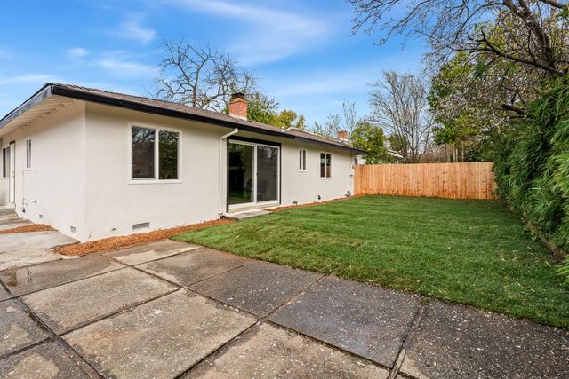 5308 Fernwood Way, Sacramento, CA 95841