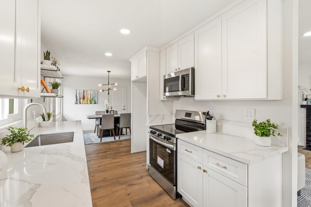 5308 Fernwood Way, Sacramento, CA 95841