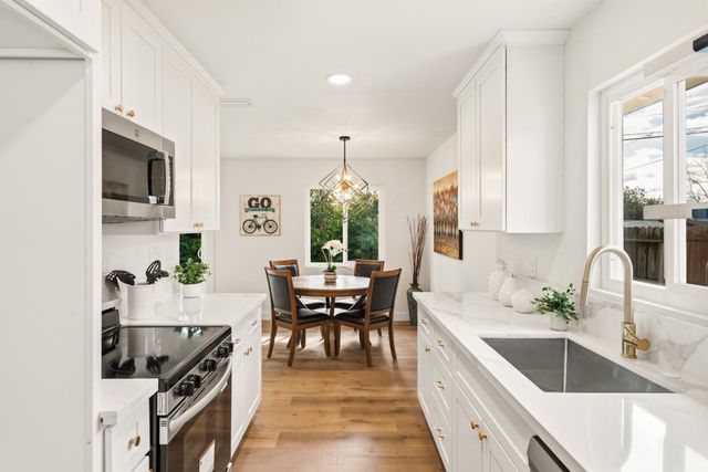 5308 Fernwood Way, Sacramento, CA 95841