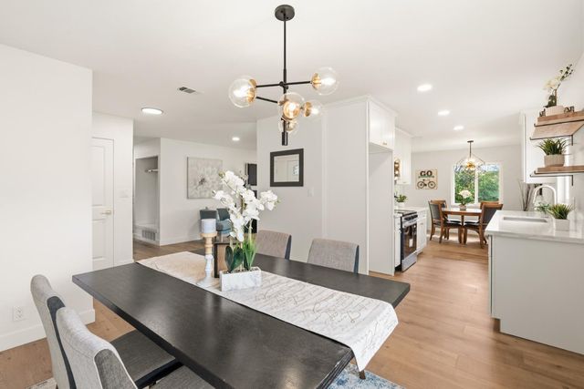 5308 Fernwood Way, Sacramento, CA 95841