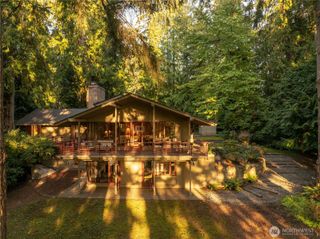 18710 88th Avenue W, Edmonds, WA 98026