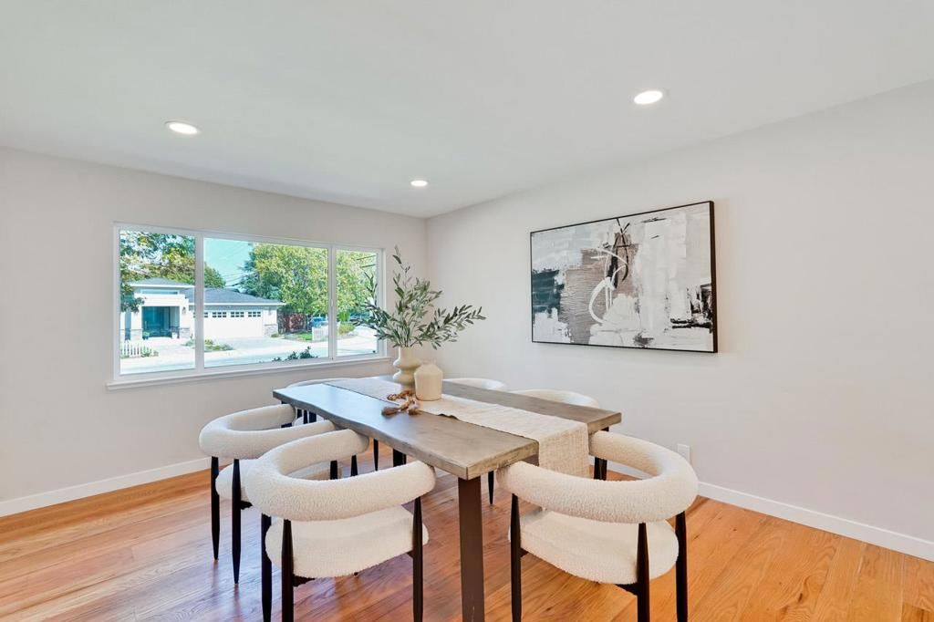 Image 14 of property listing at 1680 Fordham Way, Mountain View, CA 94040