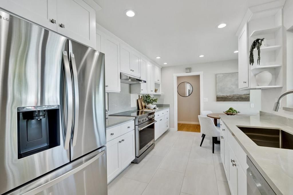 Image 18 of property listing at 1680 Fordham Way, Mountain View, CA 94040