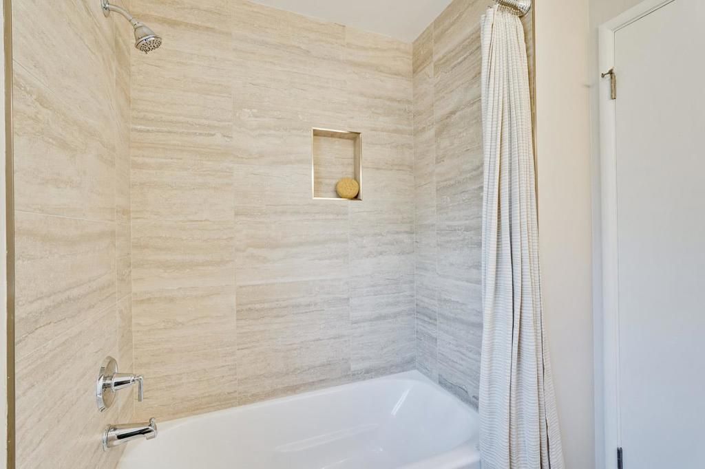 Image 34 of property listing at 1680 Fordham Way, Mountain View, CA 94040