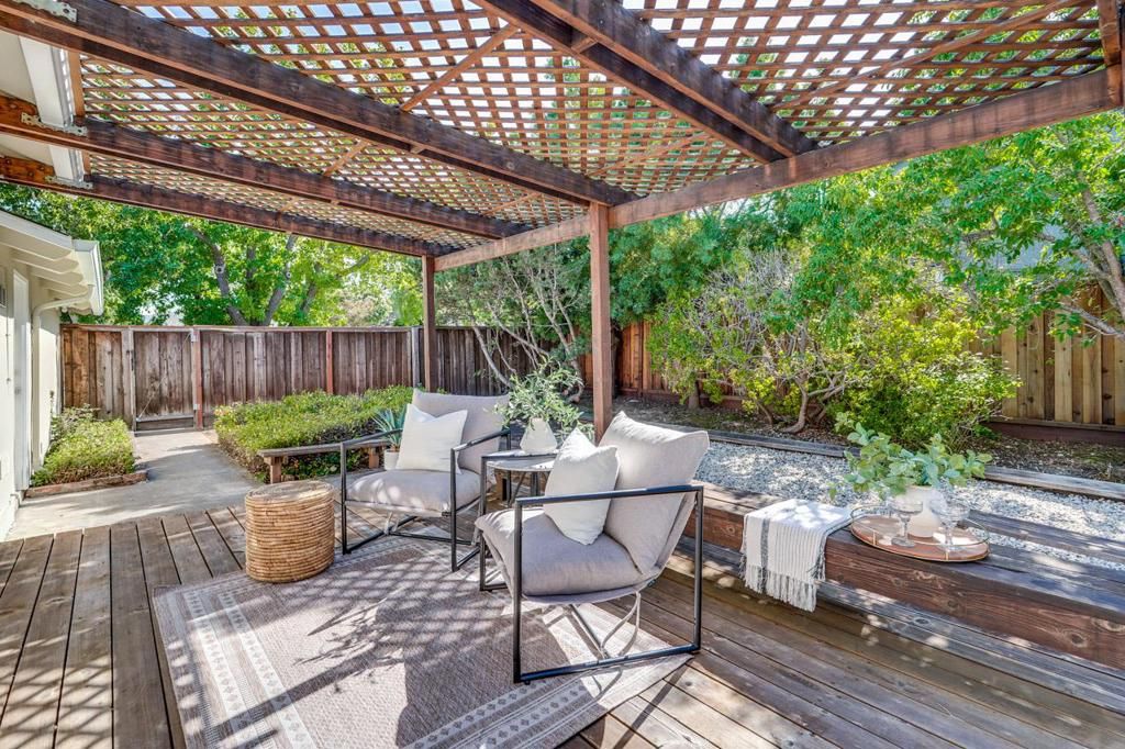 Image 38 of property listing at 1680 Fordham Way, Mountain View, CA 94040