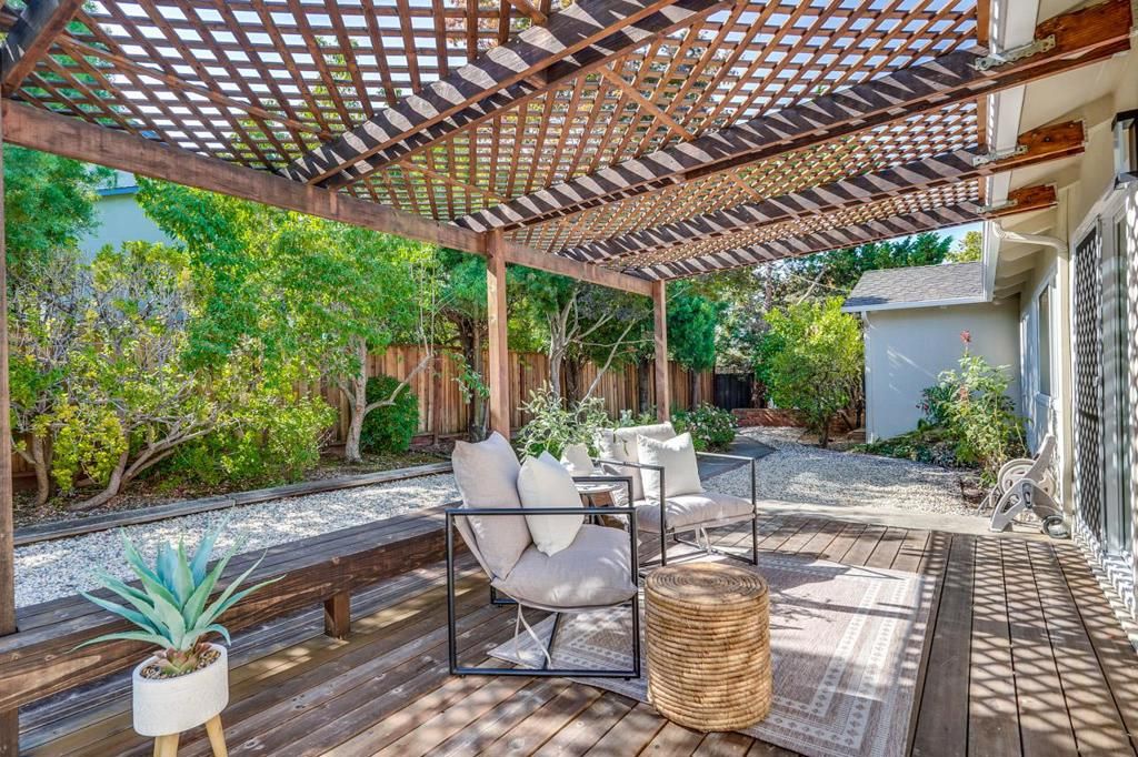 Image 39 of property listing at 1680 Fordham Way, Mountain View, CA 94040