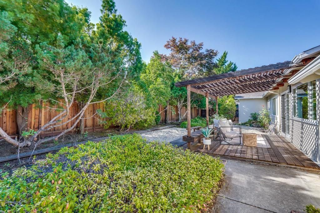 Image 40 of property listing at 1680 Fordham Way, Mountain View, CA 94040