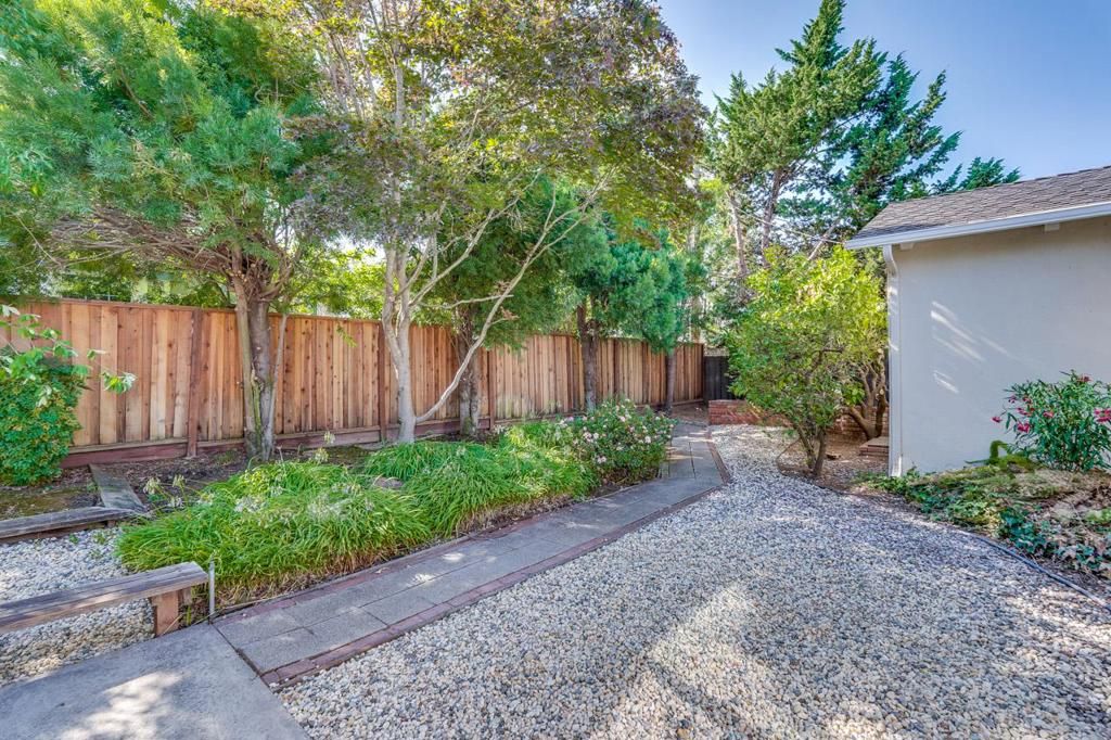 Image 42 of property listing at 1680 Fordham Way, Mountain View, CA 94040