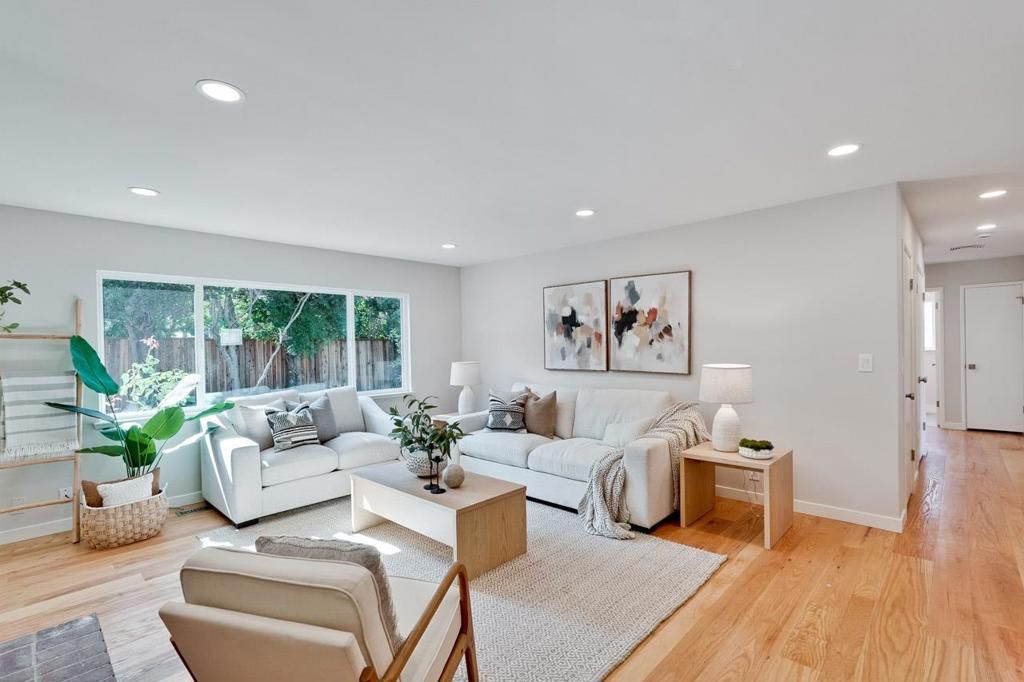 Image 6 of property listing at 1680 Fordham Way, Mountain View, CA 94040