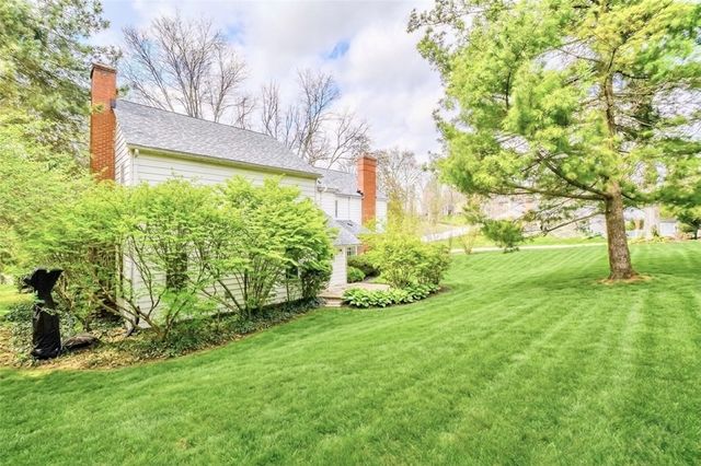 1500 Devereux Drive, Oakwood, OH 45419