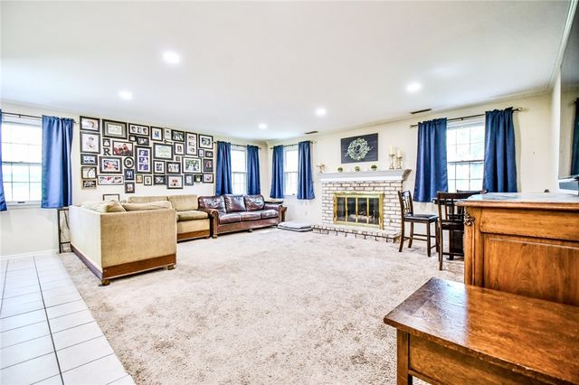 1500 Devereux Drive, Oakwood, OH 45419