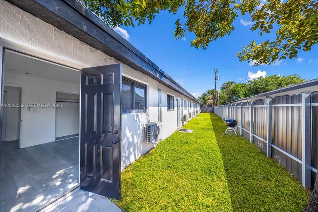 920 NW 8th Ave 3, Pompano Beach, FL 33060