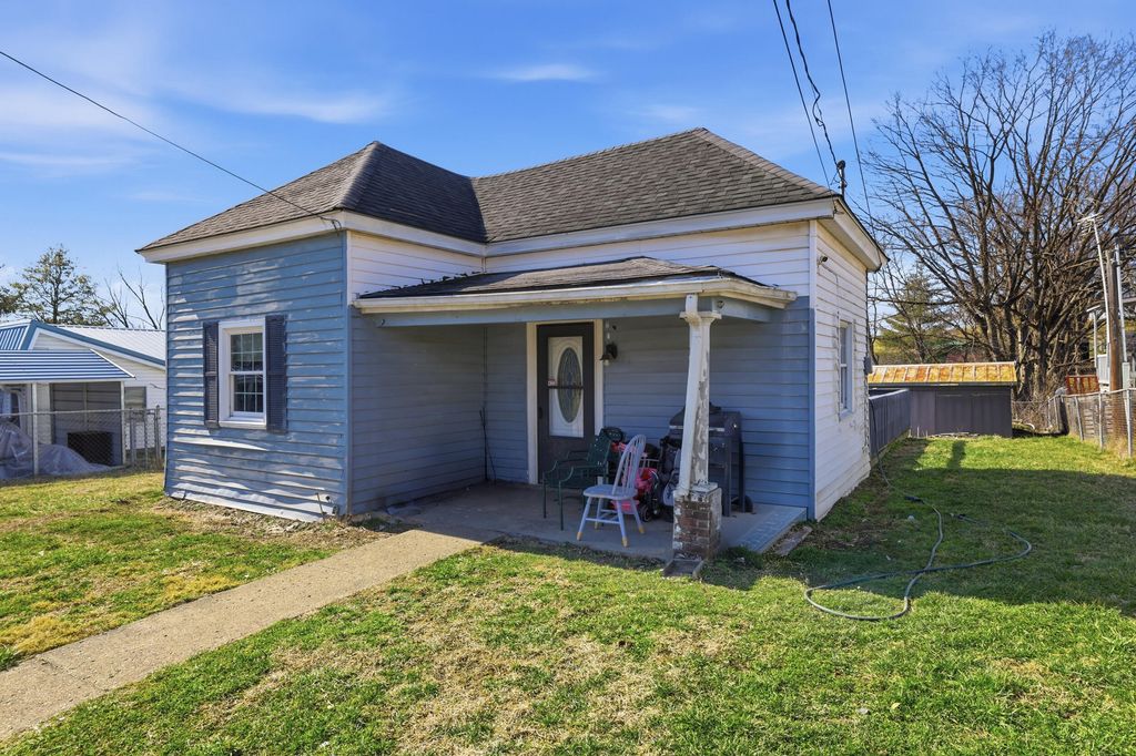303 Trigg Street, Millersburg, KY 40348