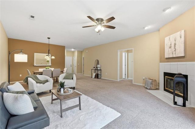 10301 GARNETT Street, Overland Park, KS 66214