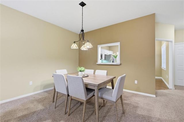 10301 GARNETT Street, Overland Park, KS 66214