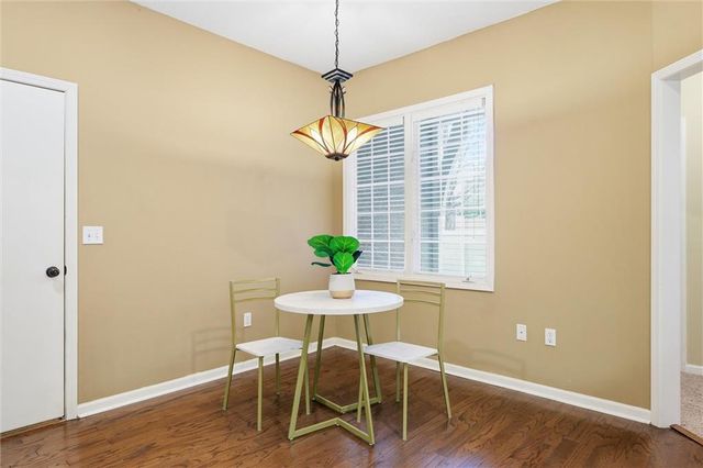 10301 GARNETT Street, Overland Park, KS 66214