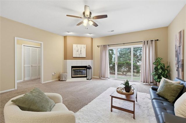 10301 GARNETT Street, Overland Park, KS 66214