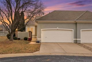 10301 GARNETT Street, Overland Park, KS 66214