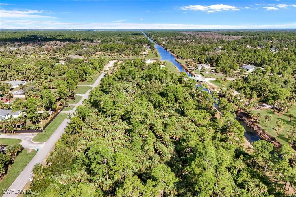 22nd ST NE, Naples, FL 34120