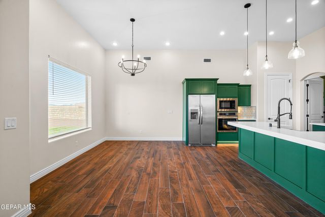 2305 ENCHANTED OWL Place, El Paso, TX 79911