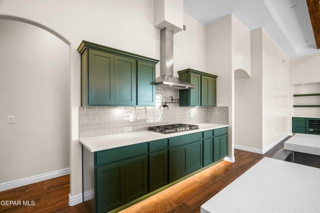 2305 ENCHANTED OWL Place, El Paso, TX 79911