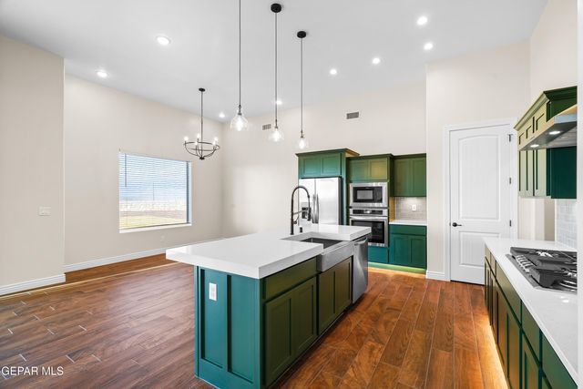 2305 ENCHANTED OWL Place, El Paso, TX 79911