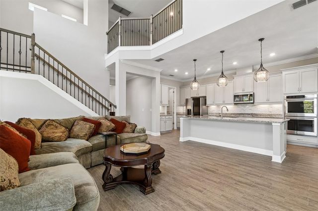 747 CAJEPUT LOOP, Tarpon Springs, FL 34689