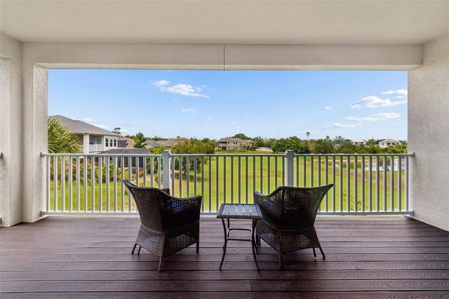 747 CAJEPUT LOOP, Tarpon Springs, FL 34689